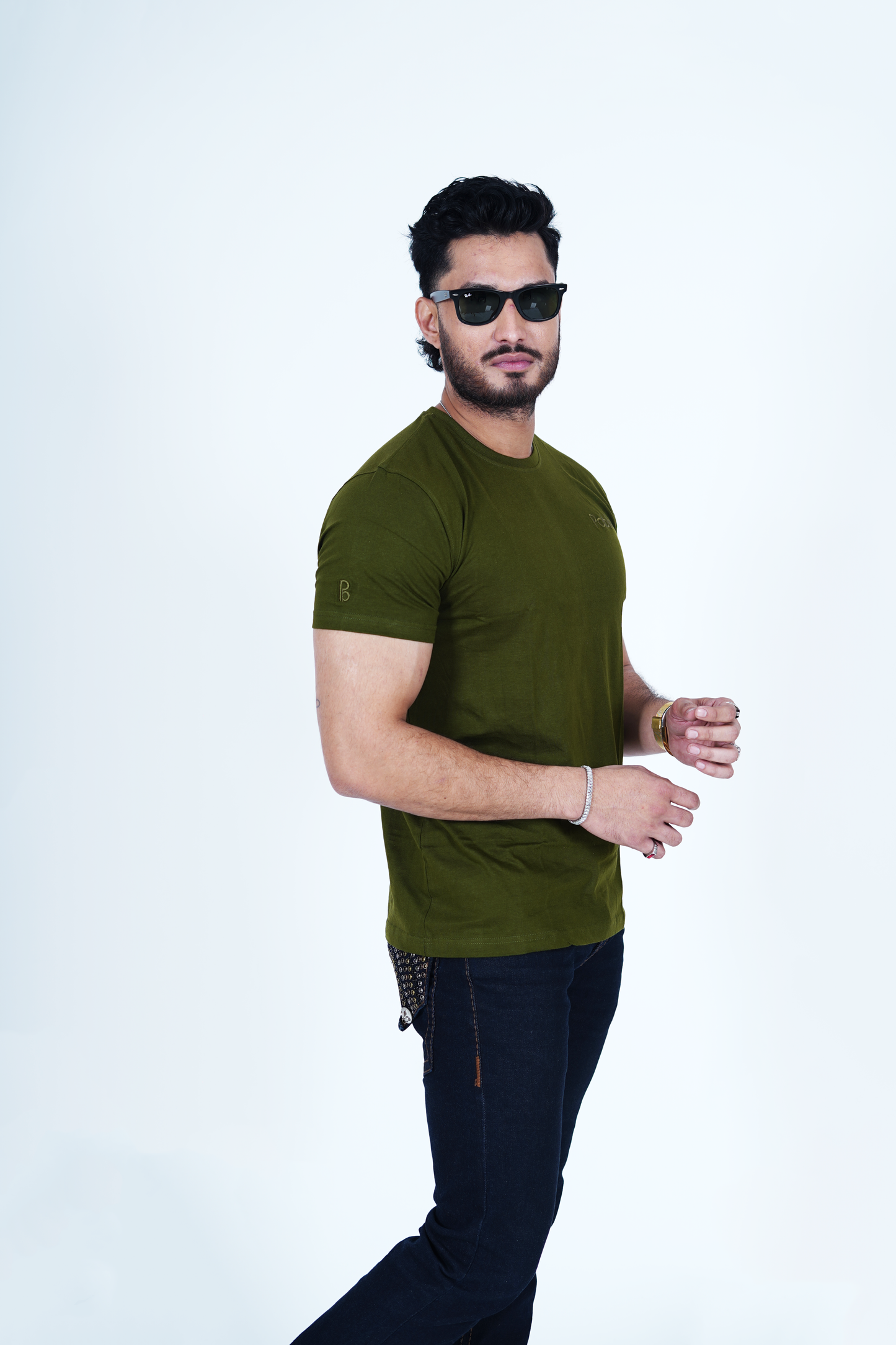 Military Green Round Neck T-Shirt – Stylish 'Pablo' Embroidery Detail