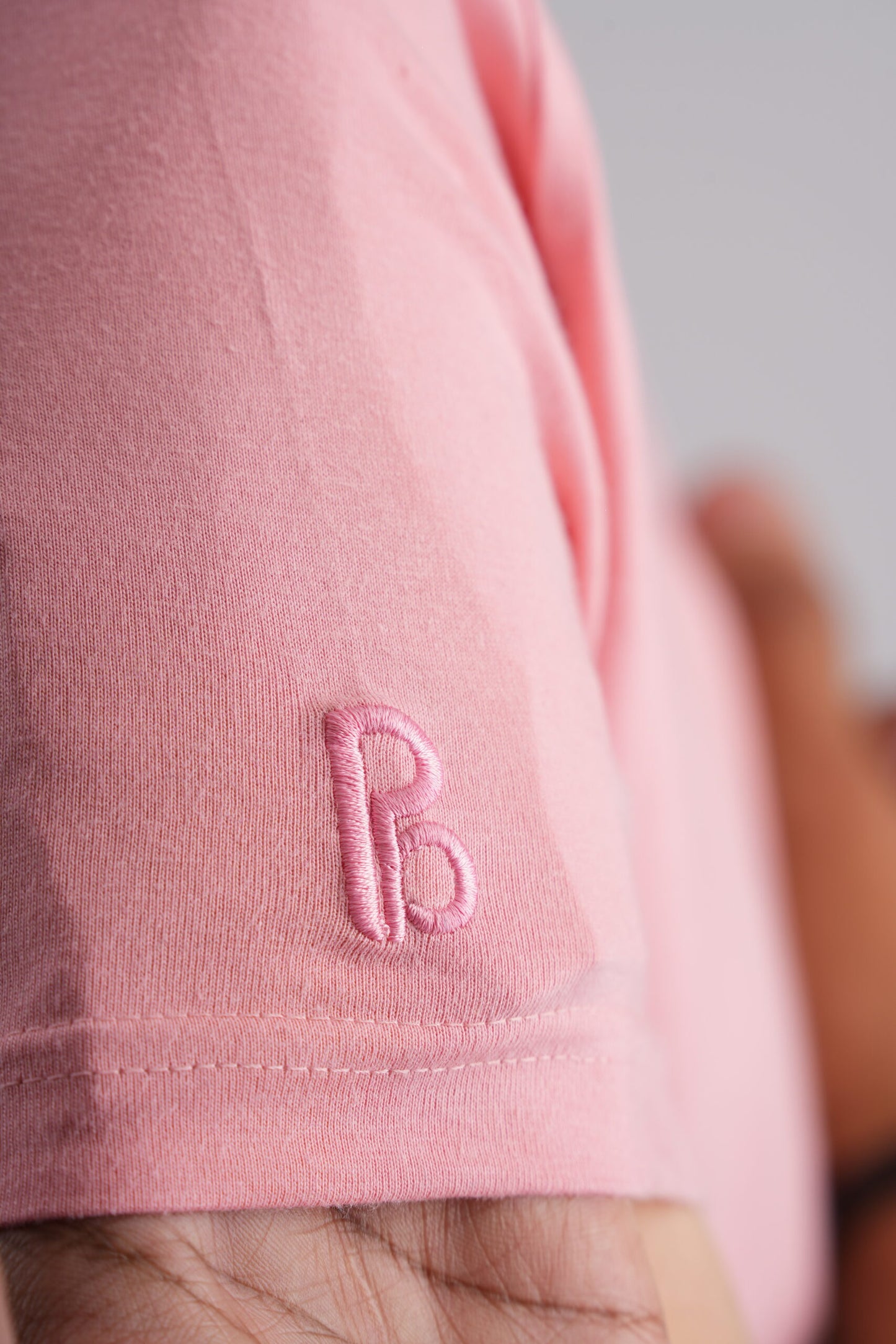 Baby Pink T-Shirt – Chic 'Pablo' Embroidery for a Trendy Look