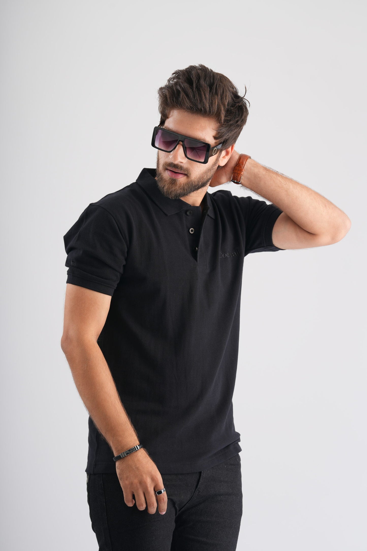 Black Polo T-Shirt – Classic Embroidered Detailing for a Stylish Look