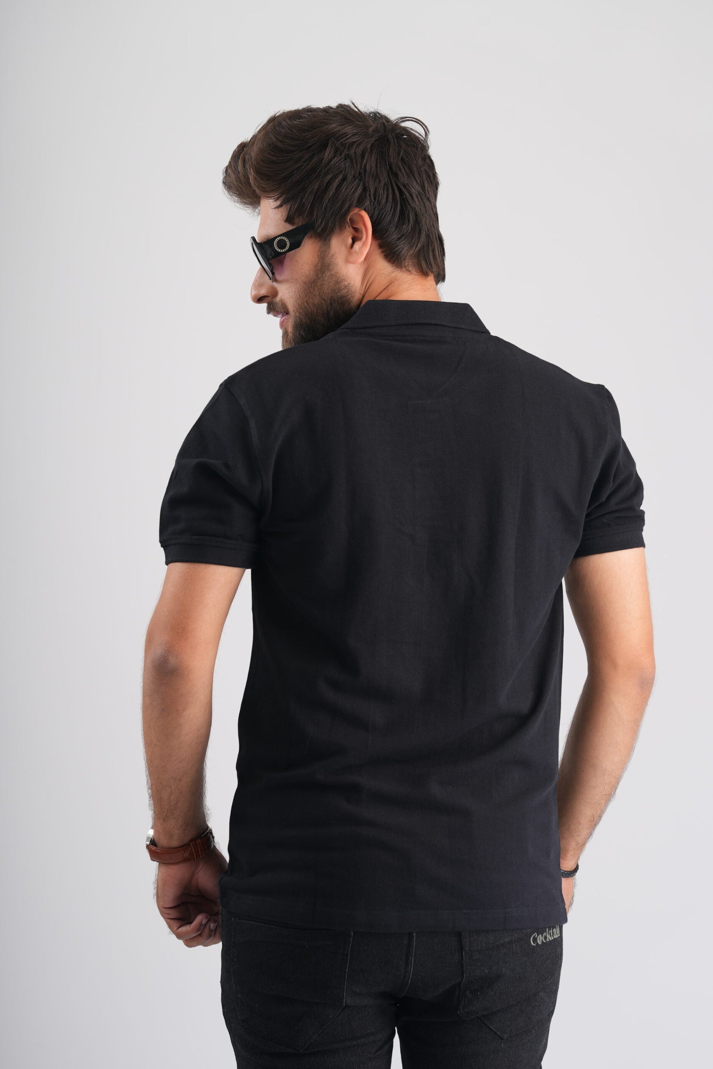 Black Polo T-Shirt – Classic Embroidered Detailing for a Stylish Look